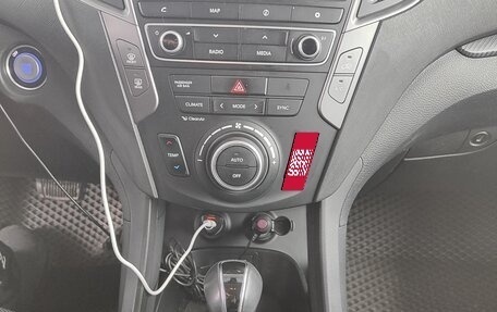 Hyundai Santa Fe III рестайлинг, 2016 год, 2 350 000 рублей, 13 фотография