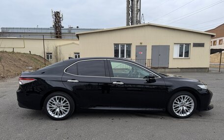 Toyota Camry, 2019 год, 2 750 000 рублей, 7 фотография