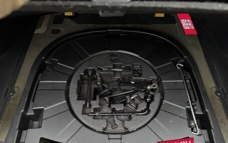 Toyota Camry, 2019 год, 2 750 000 рублей, 17 фотография