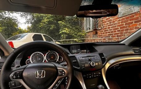 Honda Accord VIII рестайлинг, 2008 год, 900 000 рублей, 15 фотография