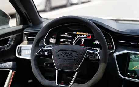 Audi RS 6, 2023 год, 14 000 069 рублей, 9 фотография