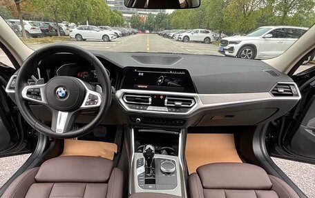 BMW 3 серия, 2021 год, 3 050 000 рублей, 9 фотография