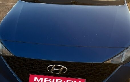 Hyundai Solaris II рестайлинг, 2021 год, 1 150 000 рублей, 2 фотография