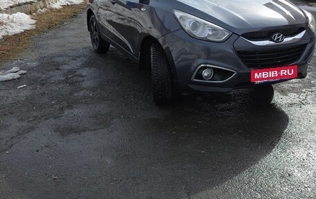 Hyundai ix35 I рестайлинг, 2010 год, 950 000 рублей, 4 фотография