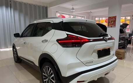 Nissan Kicks I, 2022 год, 1 300 000 рублей, 2 фотография