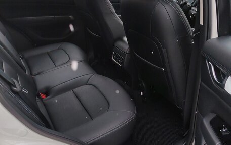 Mazda CX-5 II, 2025 год, 2 850 000 рублей, 39 фотография