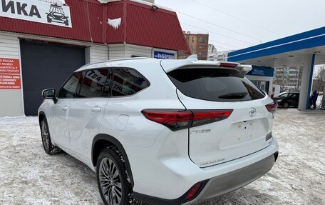 Toyota Highlander, 2026 год, 5 650 000 рублей, 7 фотография