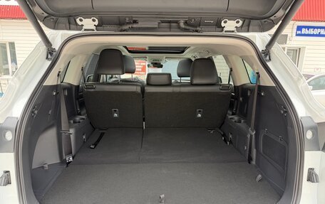 Toyota Highlander, 2026 год, 5 650 000 рублей, 24 фотография