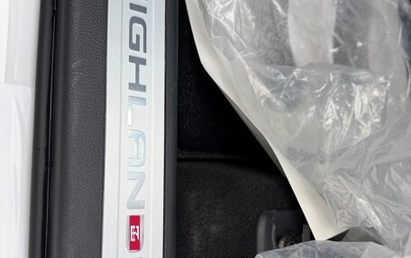 Toyota Highlander, 2026 год, 5 650 000 рублей, 29 фотография