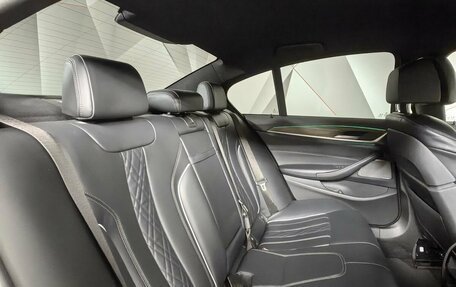 BMW 5 серия, 2019 год, 4 600 000 рублей, 14 фотография