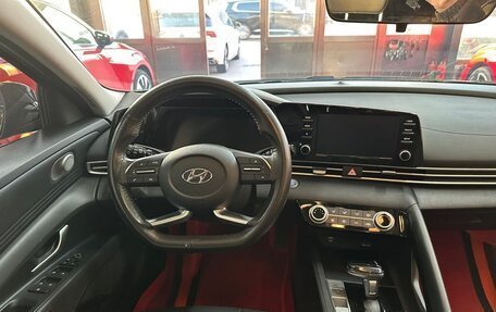 Hyundai Elantra, 2022 год, 1 340 000 рублей, 3 фотография