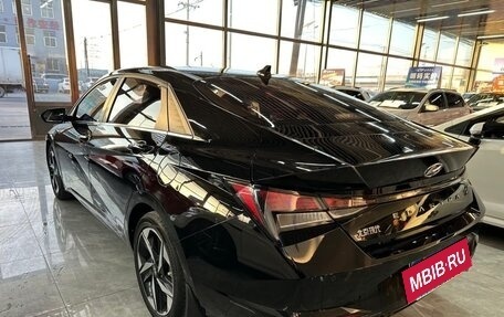 Hyundai Elantra, 2022 год, 1 340 000 рублей, 2 фотография
