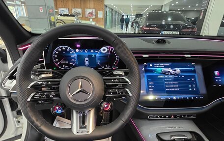 Mercedes-Benz E-Класс AMG, 2026 год, 14 300 000 рублей, 9 фотография