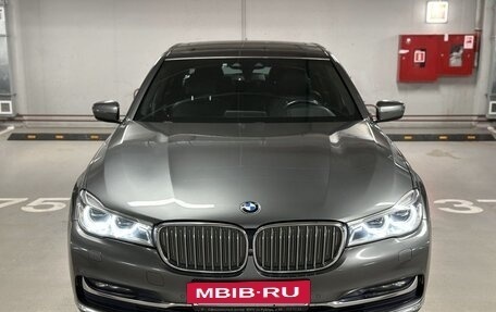 BMW 7 серия, 2015 год, 4 800 000 рублей, 2 фотография