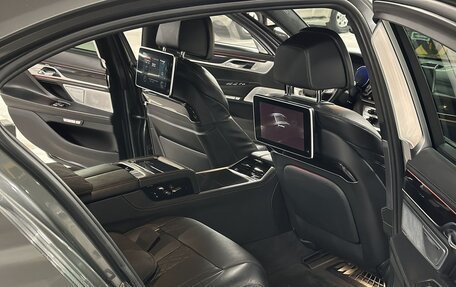 BMW 7 серия, 2015 год, 4 800 000 рублей, 25 фотография