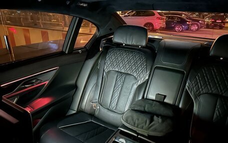 BMW 7 серия, 2015 год, 4 800 000 рублей, 31 фотография