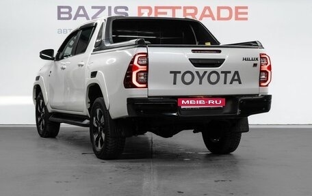 Toyota Hilux VIII, 2022 год, 7 299 000 рублей, 8 фотография