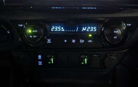 Toyota Hilux VIII, 2022 год, 7 299 000 рублей, 25 фотография