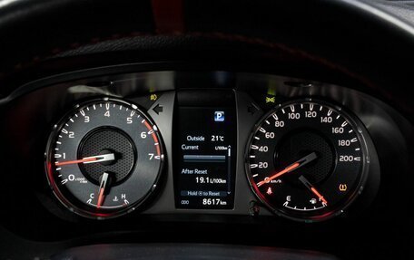 Toyota Hilux VIII, 2022 год, 7 299 000 рублей, 27 фотография