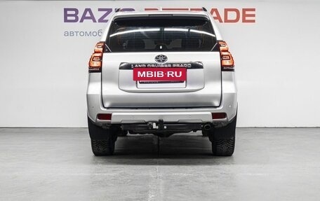 Toyota Land Cruiser Prado 150 рестайлинг 2, 2017 год, 6 550 000 рублей, 7 фотография