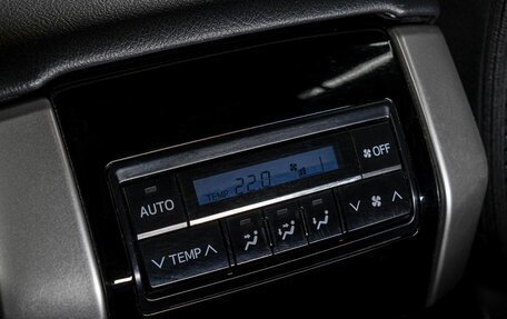 Toyota Land Cruiser Prado 150 рестайлинг 2, 2017 год, 6 550 000 рублей, 16 фотография