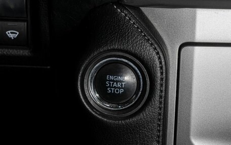 Toyota Land Cruiser Prado 150 рестайлинг 2, 2017 год, 6 550 000 рублей, 27 фотография