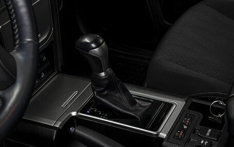 Toyota Land Cruiser Prado 150 рестайлинг 2, 2017 год, 6 550 000 рублей, 29 фотография