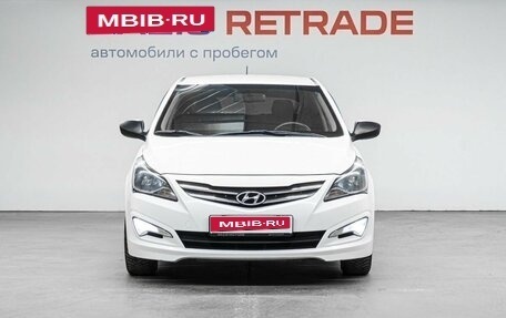 Hyundai Solaris II рестайлинг, 2015 год, 1 120 000 рублей, 3 фотография