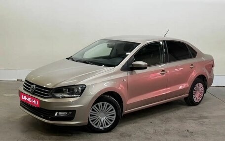 Volkswagen Polo VI (EU Market), 2015 год, 1 047 000 рублей, 1 фотография
