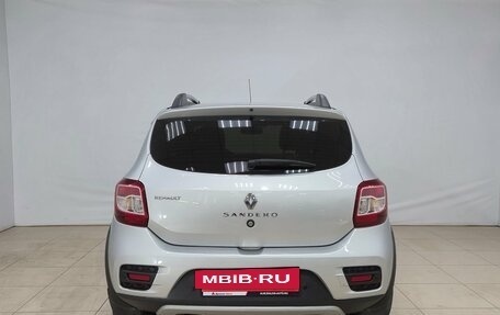 Renault Sandero II рестайлинг, 2018 год, 990 000 рублей, 5 фотография