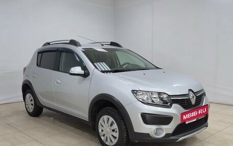 Renault Sandero II рестайлинг, 2018 год, 990 000 рублей, 3 фотография