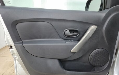 Renault Sandero II рестайлинг, 2018 год, 990 000 рублей, 7 фотография