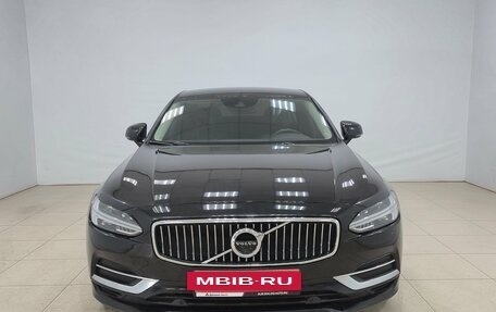 Volvo S90 II рестайлинг, 2018 год, 2 840 000 рублей, 2 фотография