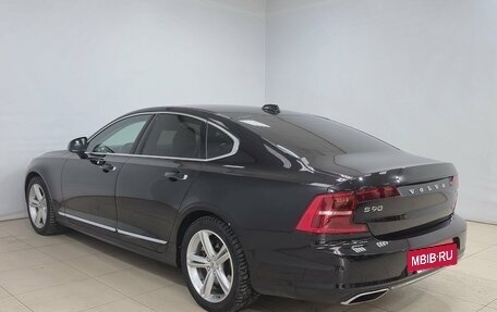 Volvo S90 II рестайлинг, 2018 год, 2 840 000 рублей, 6 фотография