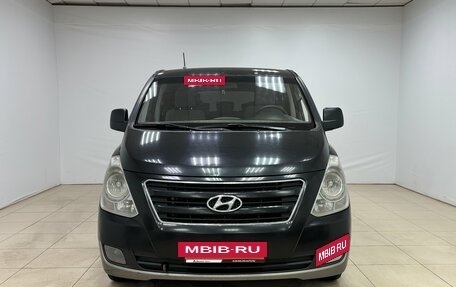 Hyundai H-1 II рестайлинг, 2012 год, 1 650 000 рублей, 2 фотография