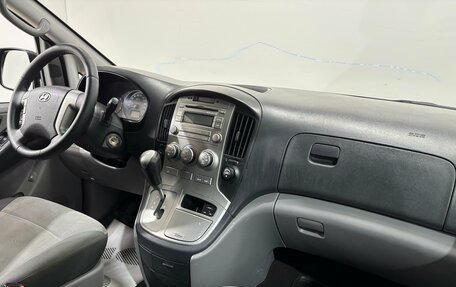 Hyundai H-1 II рестайлинг, 2012 год, 1 650 000 рублей, 12 фотография