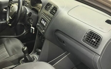 Volkswagen Polo VI (EU Market), 2015 год, 1 047 000 рублей, 8 фотография