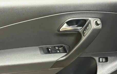 Volkswagen Polo VI (EU Market), 2015 год, 1 047 000 рублей, 12 фотография