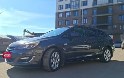Opel Astra J, 2013 год, 1 фотография