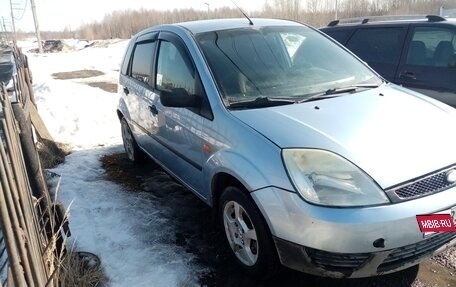Ford Fiesta, 2005 год, 249 000 рублей, 1 фотография
