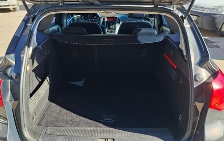 Opel Astra J, 2013 год, 11 фотография