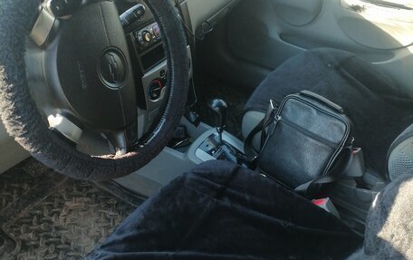 Chevrolet Aveo III, 2004 год, 210 000 рублей, 5 фотография