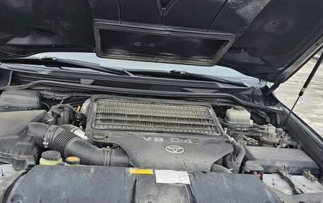 Toyota Land Cruiser 200, 2011 год, 3 100 000 рублей, 5 фотография