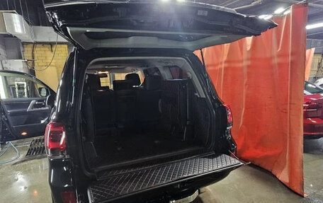 Toyota Land Cruiser 200, 2011 год, 3 100 000 рублей, 20 фотография