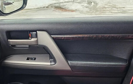 Toyota Land Cruiser 200, 2011 год, 3 100 000 рублей, 28 фотография