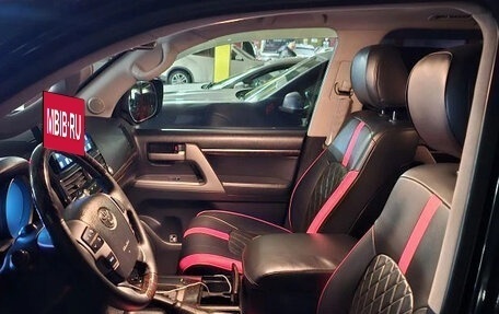 Toyota Land Cruiser 200, 2011 год, 3 100 000 рублей, 26 фотография