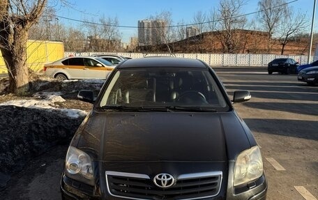 Toyota Avensis III рестайлинг, 2008 год, 680 000 рублей, 2 фотография