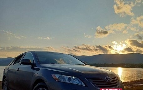 Toyota Camry, 2006 год, 1 300 000 рублей, 2 фотография