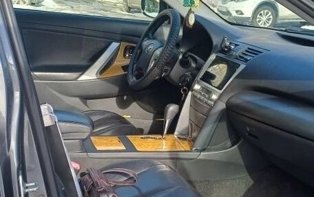 Toyota Camry, 2006 год, 1 300 000 рублей, 8 фотография