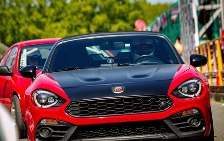 Fiat 124 Spider I, 2018 год, 2 650 000 рублей, 5 фотография